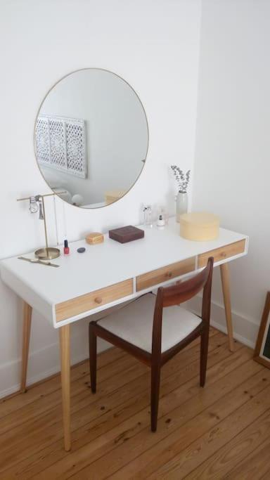 Artist's Retreat Near The Riverside With Ac Appartement Lissabon